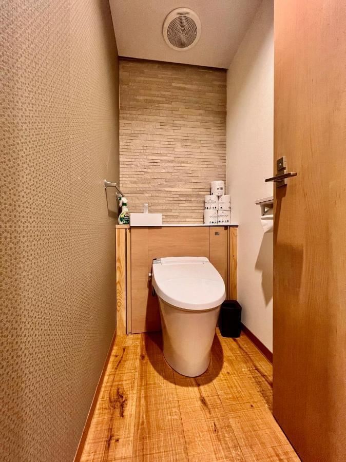 Asakusa Tatami Retreat: Convenient Metro Access Tóquio